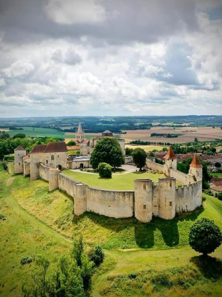 Villa Les Petits Vingnes Edon Exterior foto